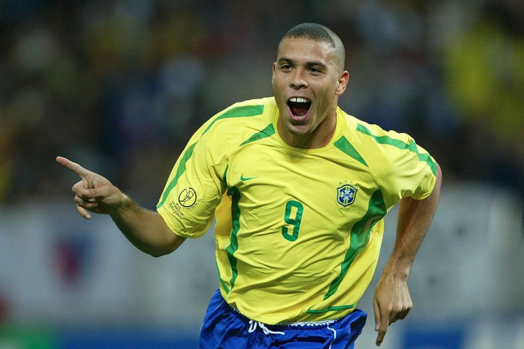Ronaldo, le phénomène parmi les 9